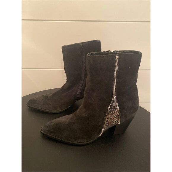 Bos. & cO. Tallon Bootie In Black Suede Size 7 New Without Box Never Worn - Picture 2 of 9